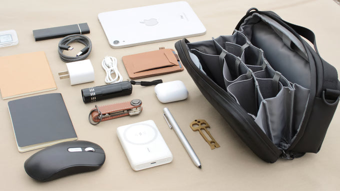 Travel pouch organizer