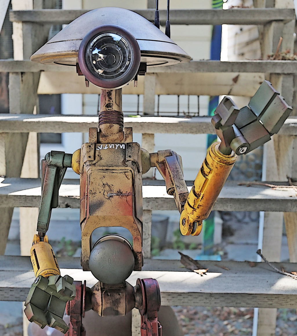 🤖 Space Mechanic Robot Collectible Model  Industrial Sci-Fi | Art Display | Limited Edition Style