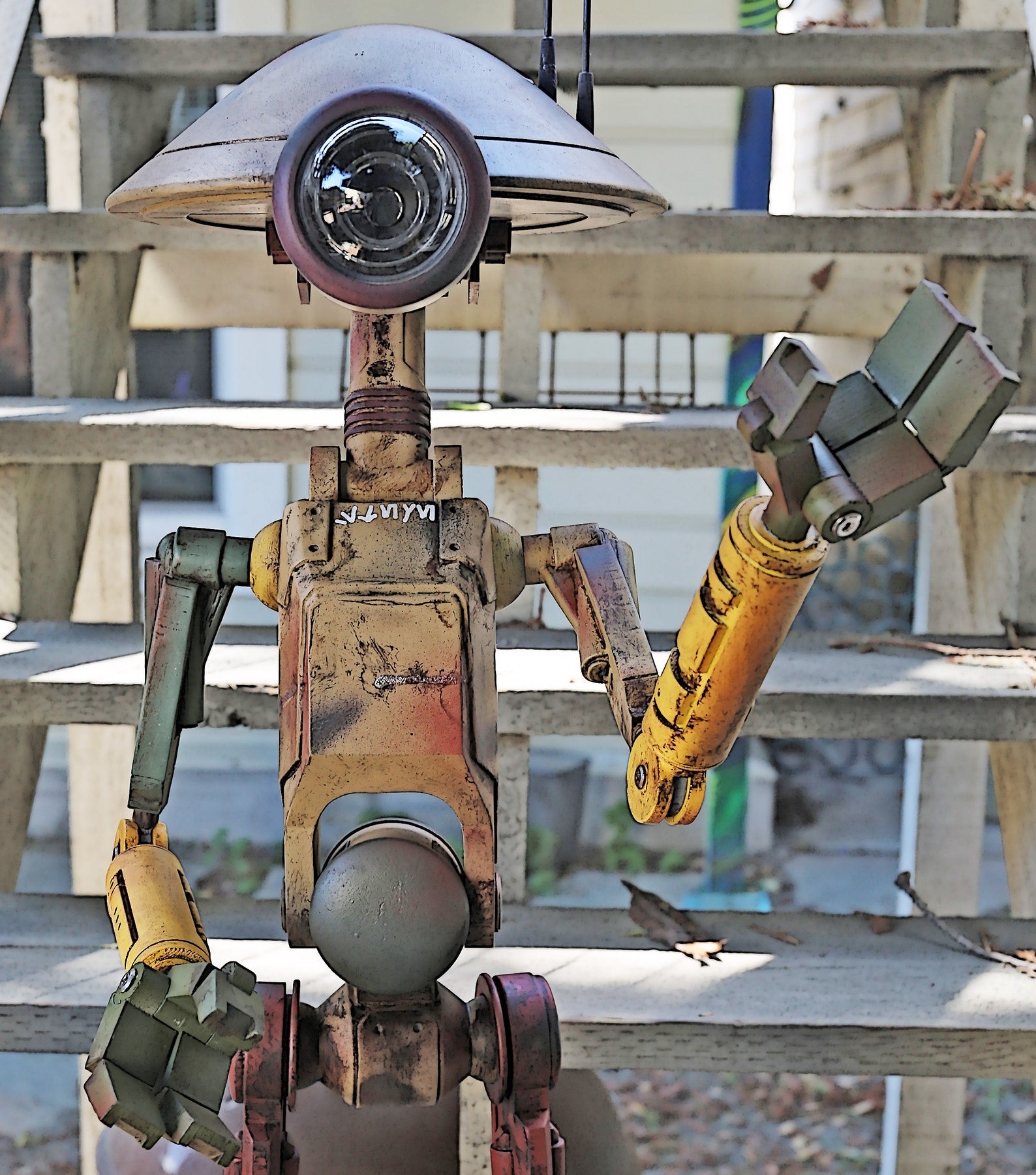 🤖 Space Mechanic Robot Collectible Model  Industrial Sci-Fi | Art Display | Limited Edition Style