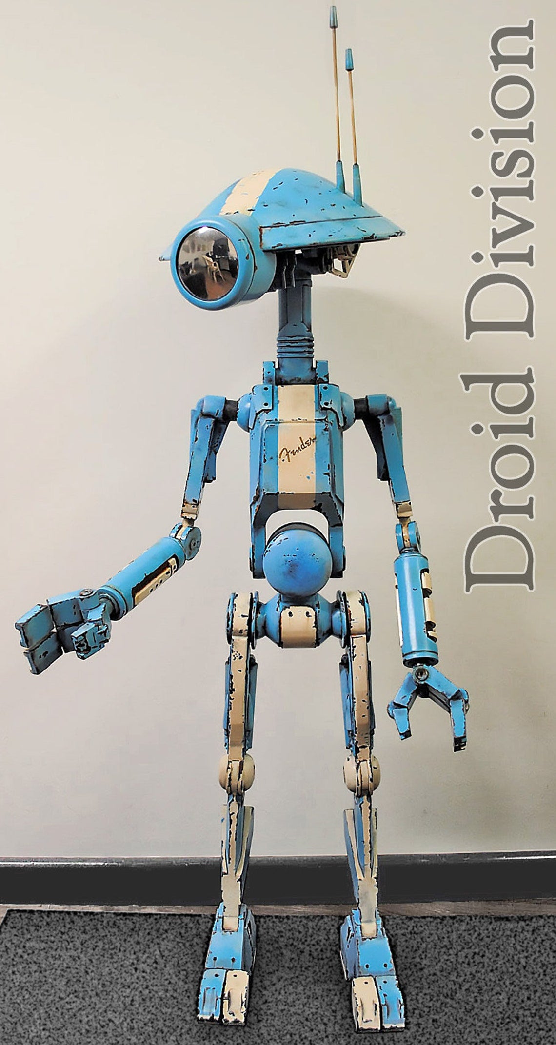 🤖 Space Mechanic Robot Collectible Model  Industrial Sci-Fi | Art Display | Limited Edition Style