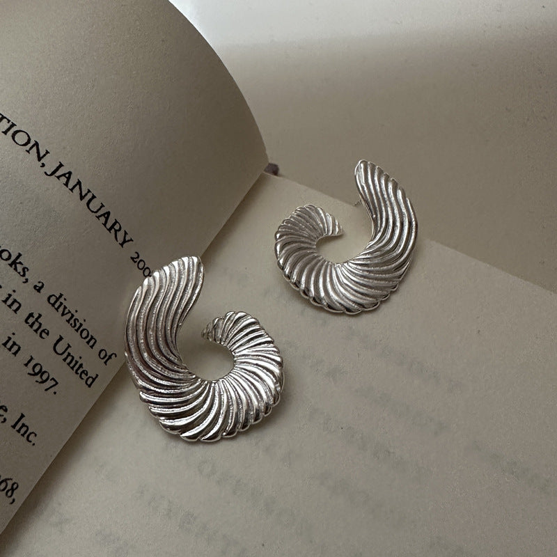 Vintage Geometric Stud Earrings in 925 Sterling Silver