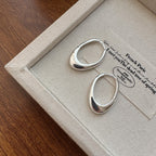 Minimal Oval Hoop Earrings in 925 Sterling Silver